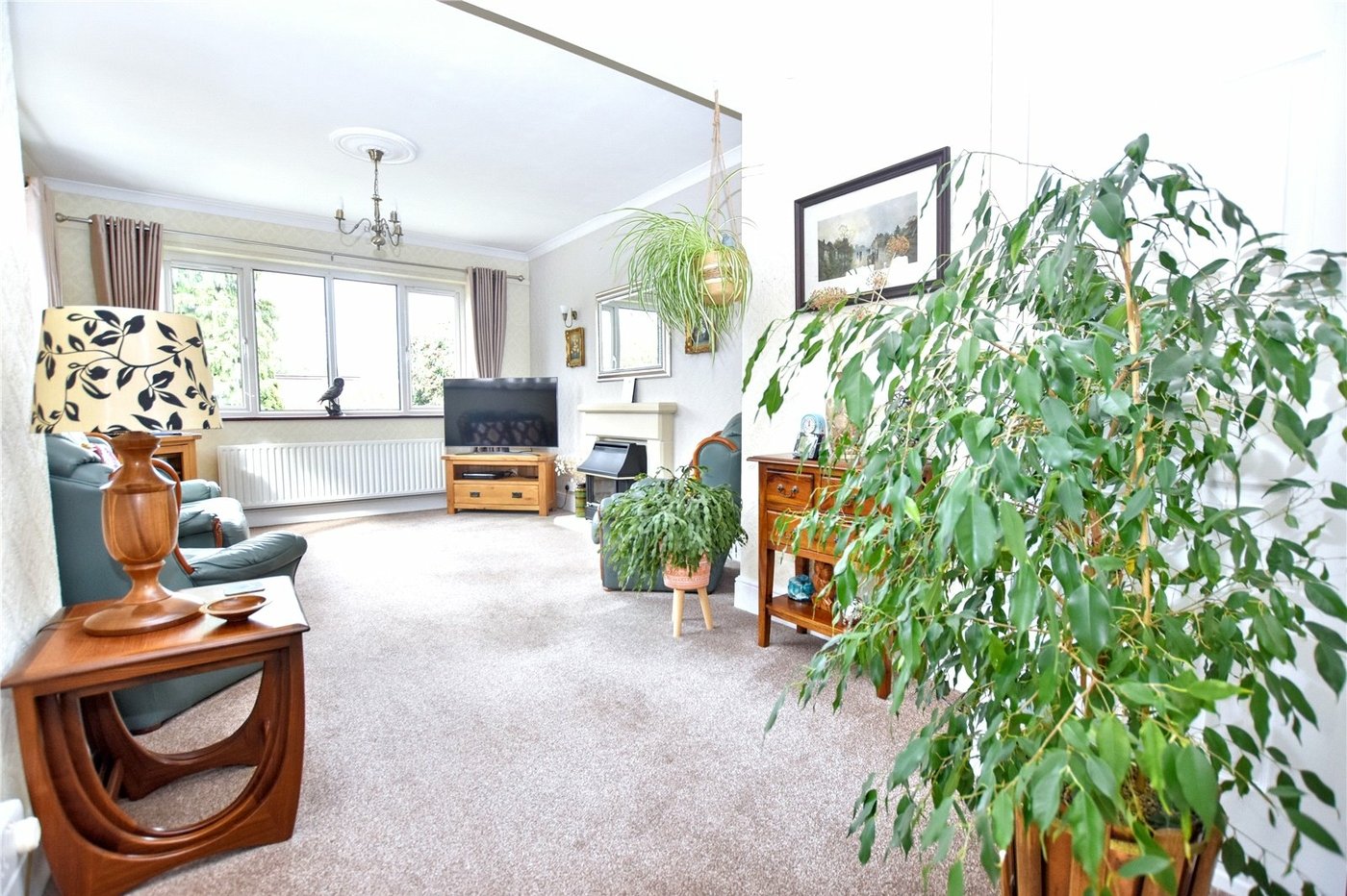 3 bedroom bungalow for sale in Bexleyheath | Robinson Jackson