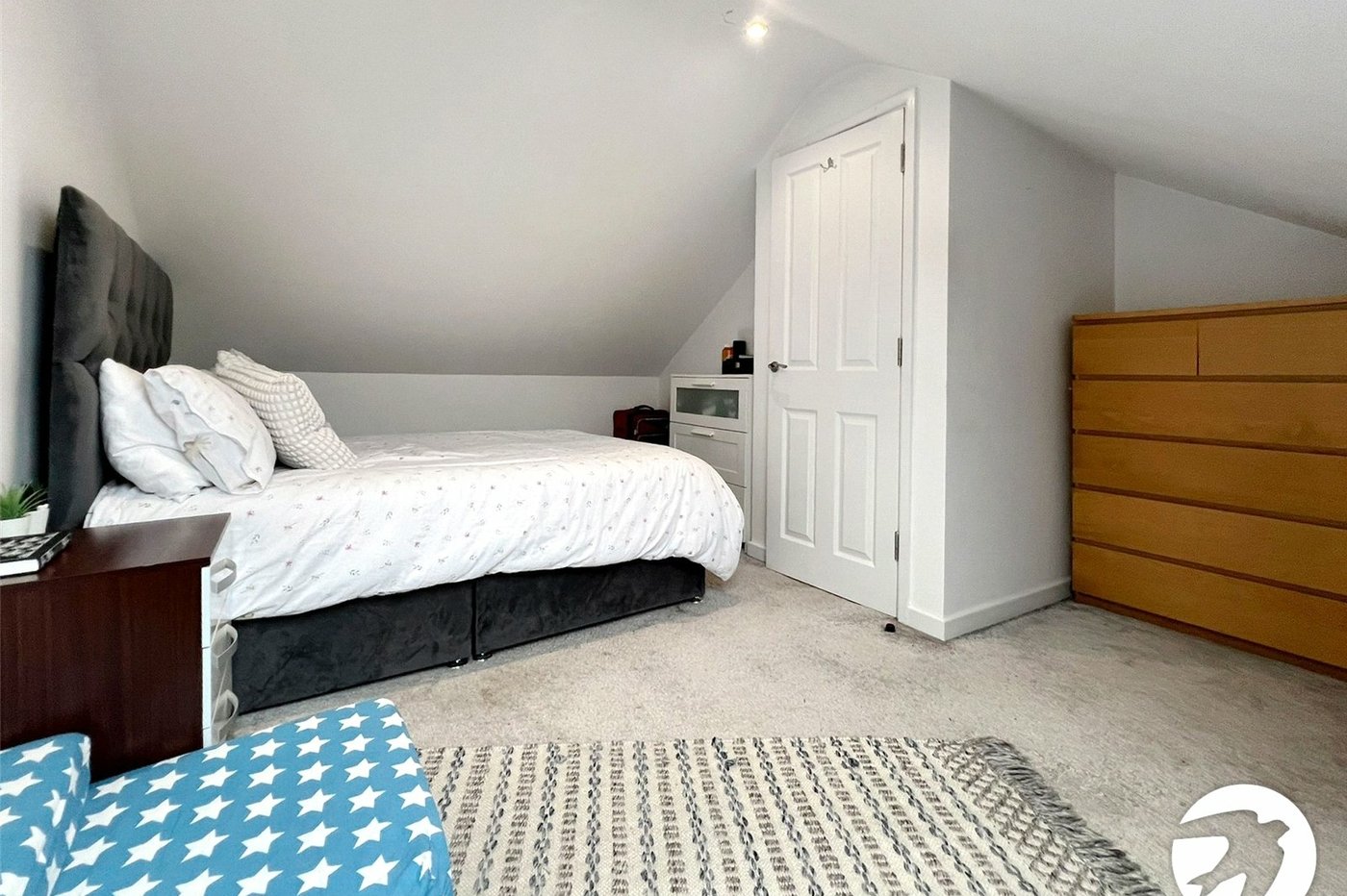 1 bedroom property for sale in Rochester | Robinson Michael & Jackson