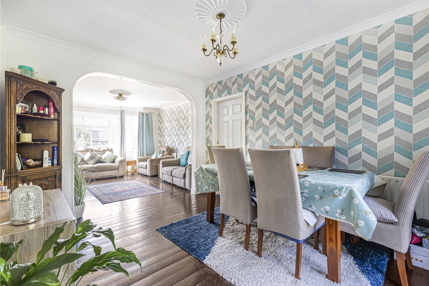 3 bedroom house for sale in Hextable | Robinson Jackson