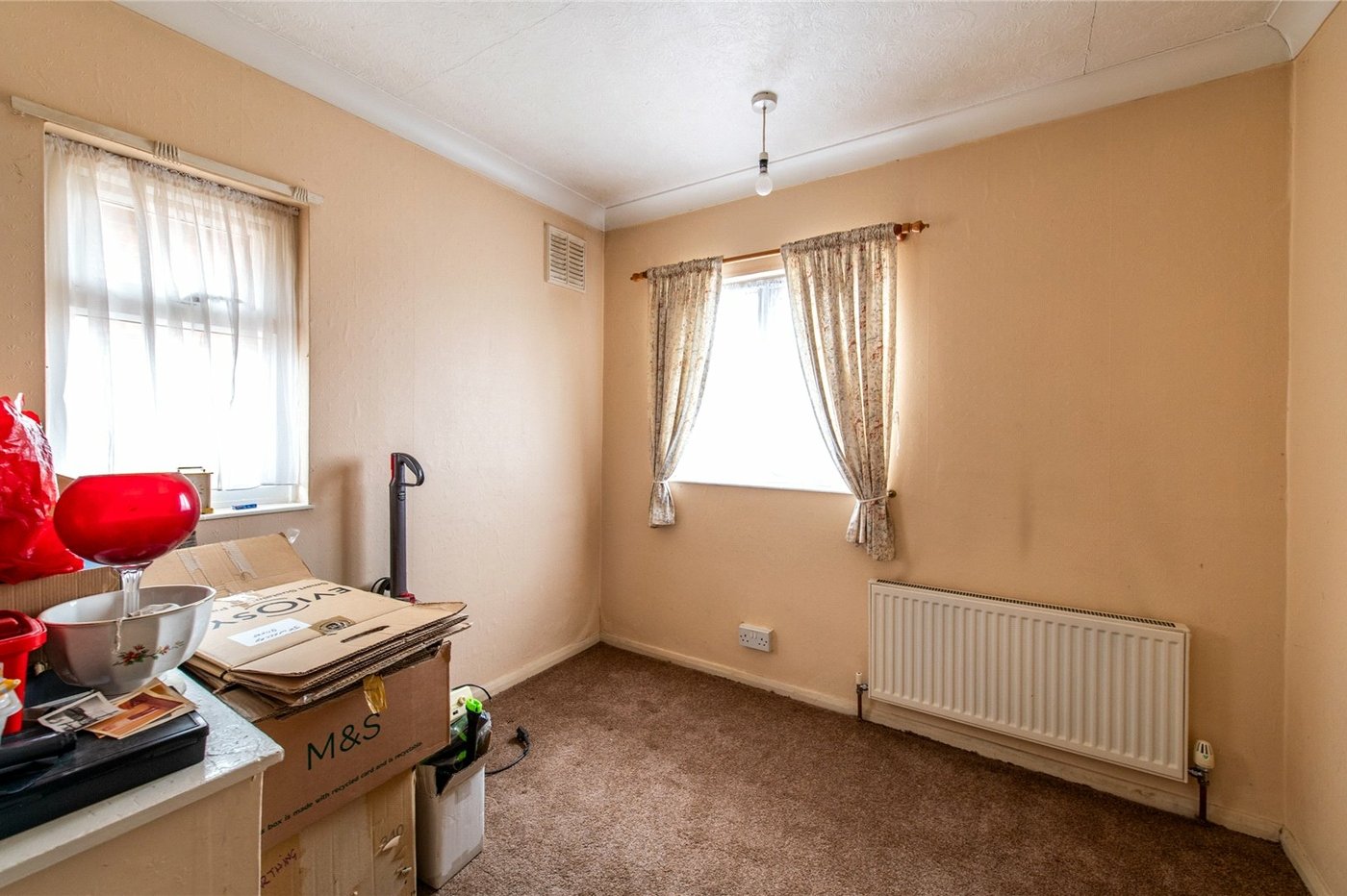 3 bedroom house for sale in Gravesend | Robinson Michael & Jackson