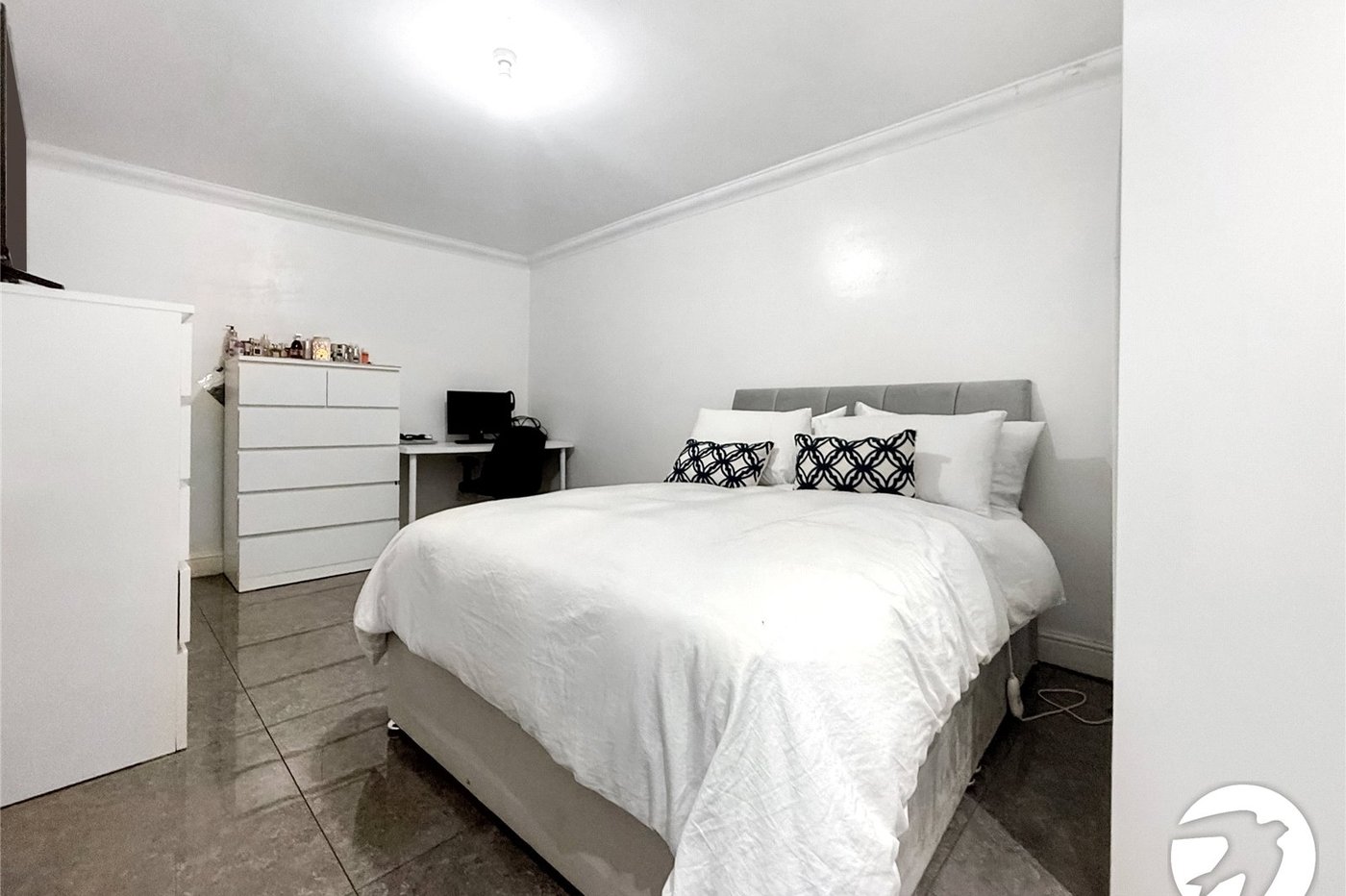 1 bedroom property for sale in Maidstone | Robinson Michael & Jackson