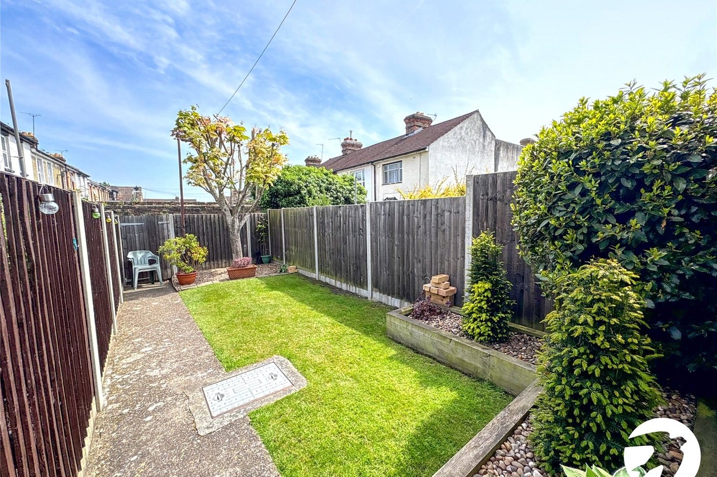 2 bedroom house for sale in Maidstone | Robinson Michael & Jackson