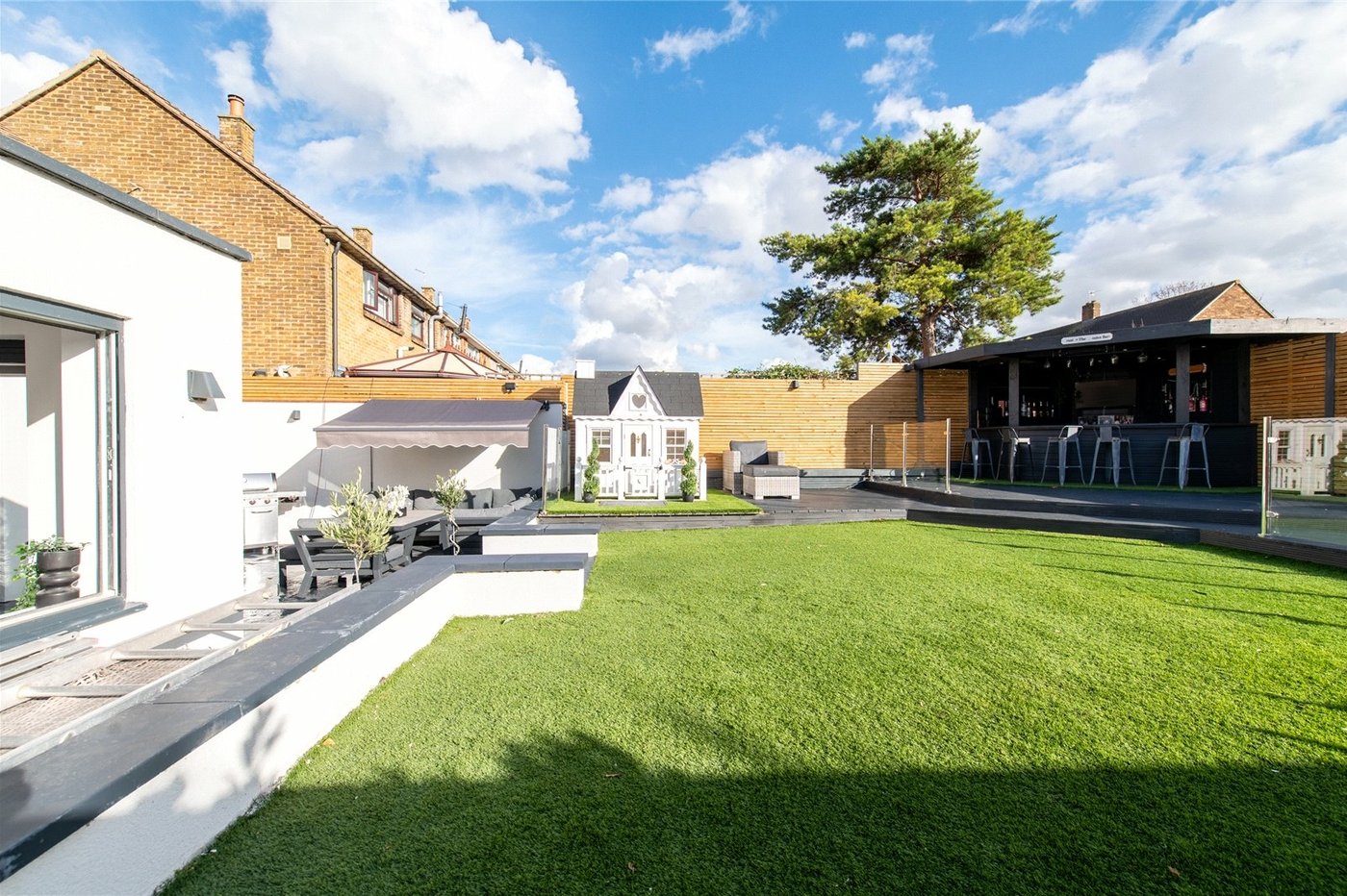 3 bedroom house to rent in Gravesend | Robinson Michael & Jackson