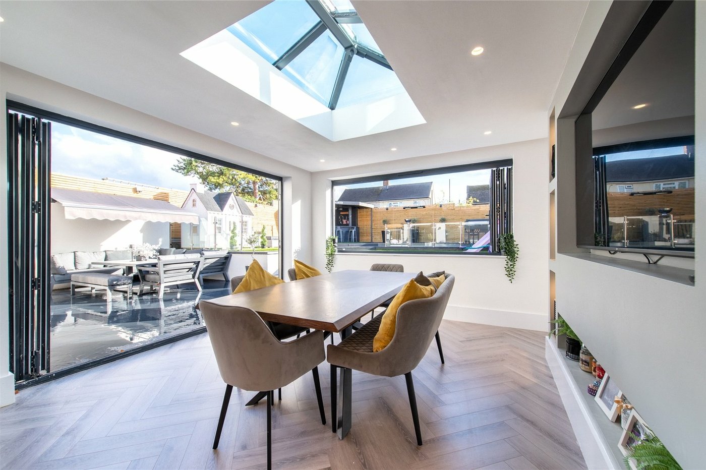 3 bedroom house to rent in Gravesend | Robinson Michael & Jackson