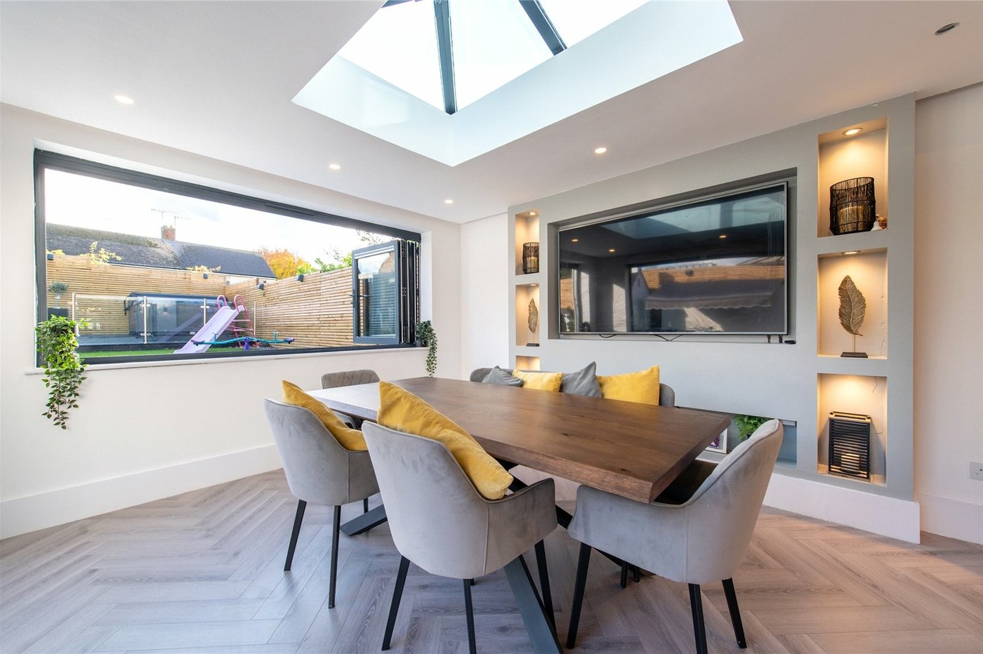 3 bedroom house to rent in Gravesend | Robinson Michael & Jackson