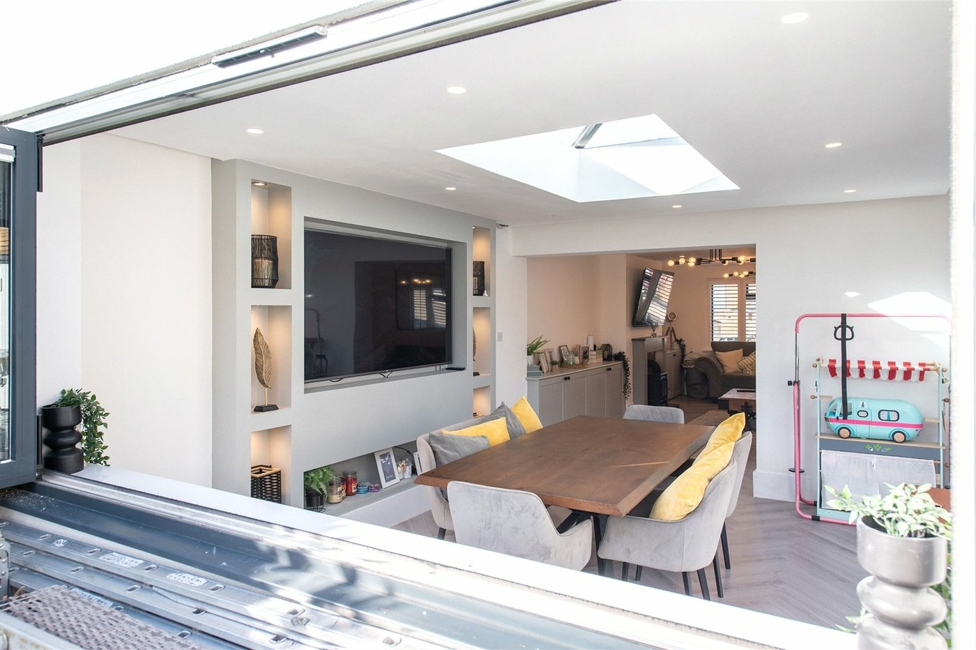 3 bedroom house to rent in Gravesend | Robinson Michael & Jackson