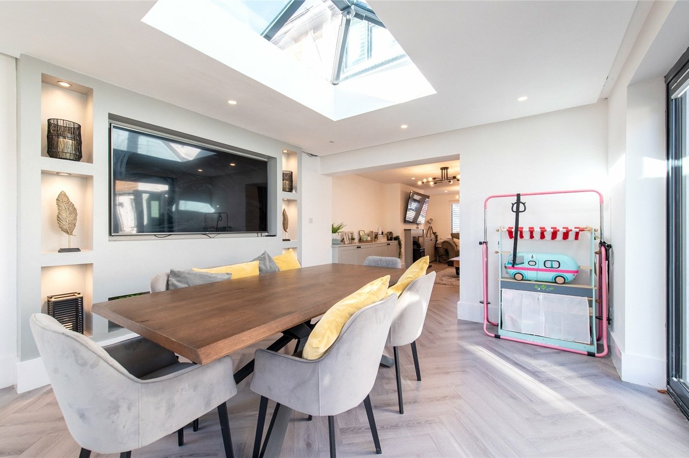 3 bedroom house to rent in Gravesend | Robinson Michael & Jackson