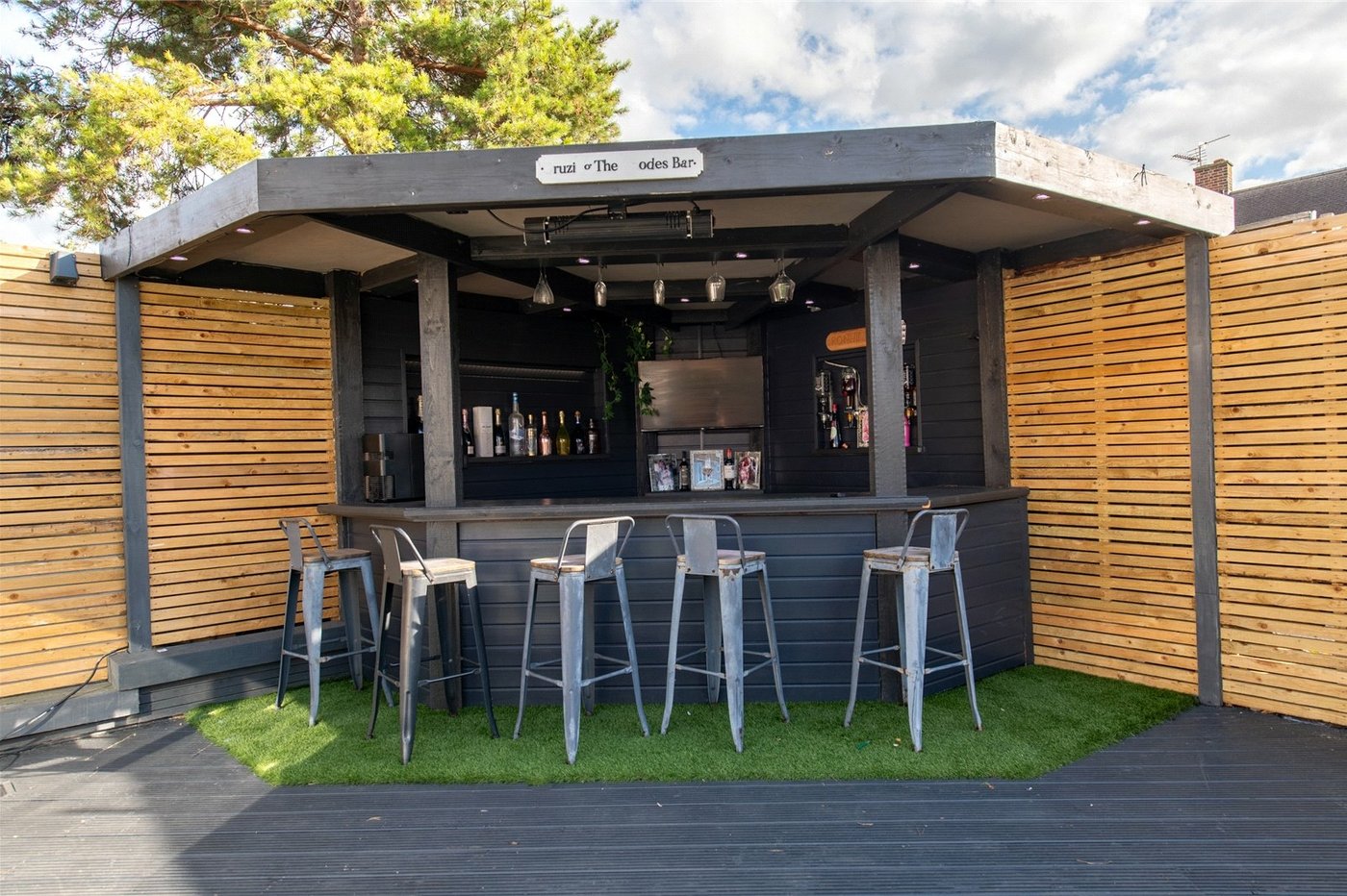 3 bedroom house to rent in Gravesend | Robinson Michael & Jackson