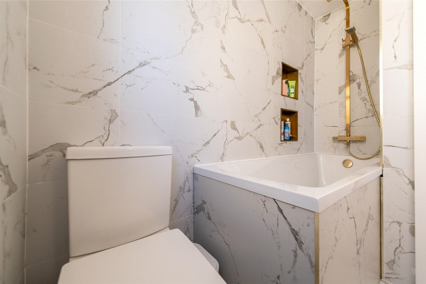 3 bedroom house to rent in Gravesend | Robinson Michael & Jackson