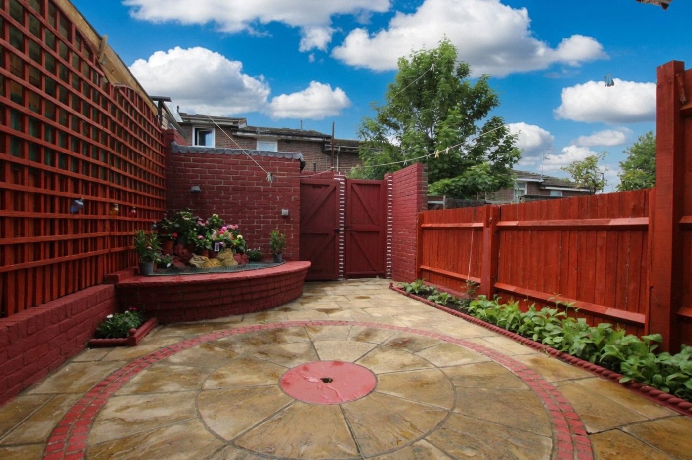 2 bedroom house for sale in Woolwich | Robinson Jackson