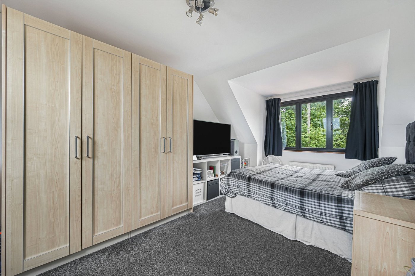 3 bedroom house for sale in Greenhithe | Robinson Jackson