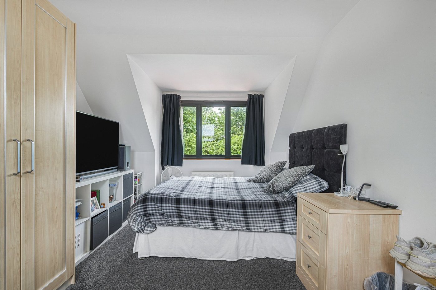 3 bedroom house for sale in Greenhithe | Robinson Jackson