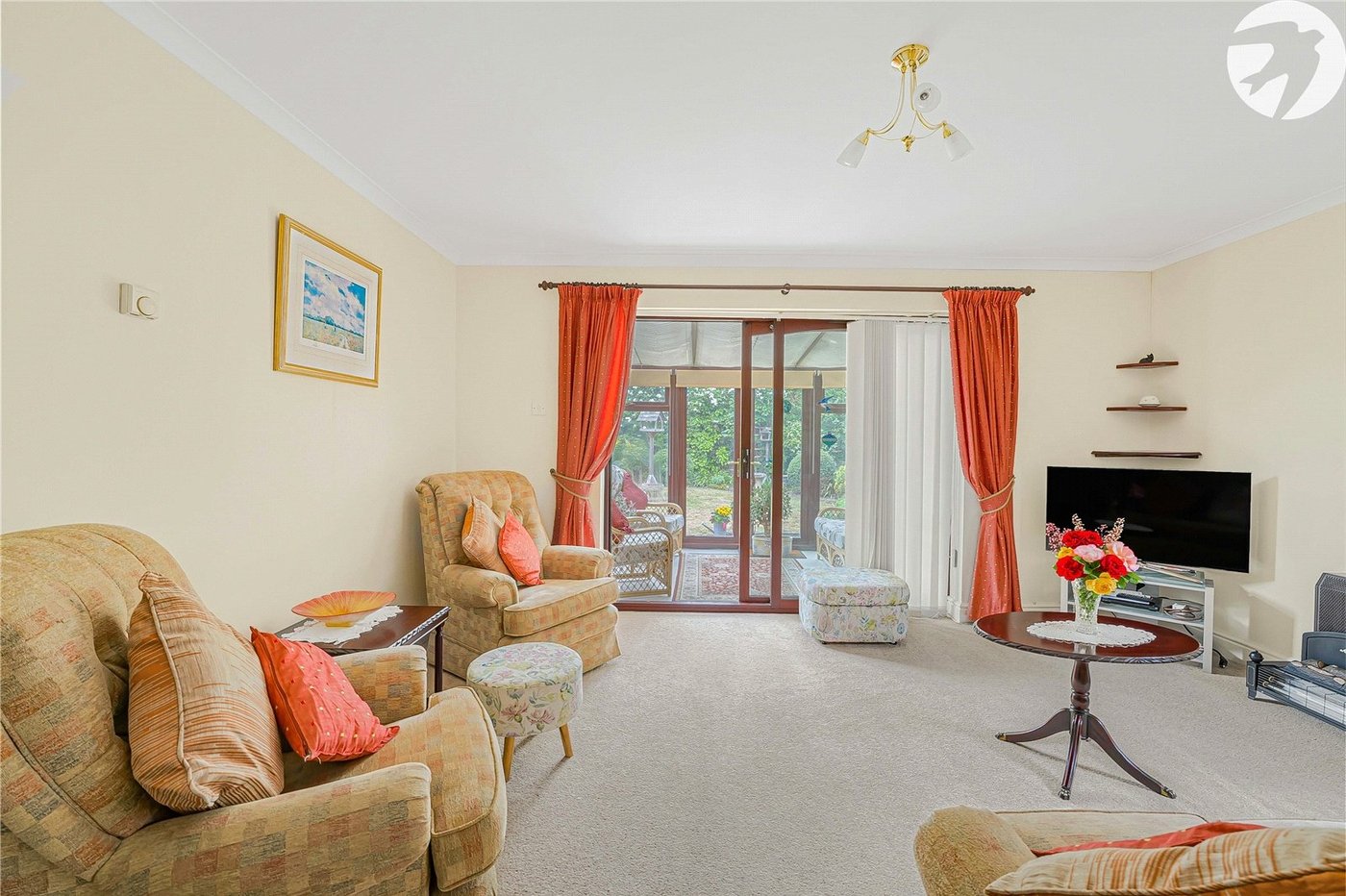 3 bedroom bungalow for sale in Greenhithe | Robinson Jackson