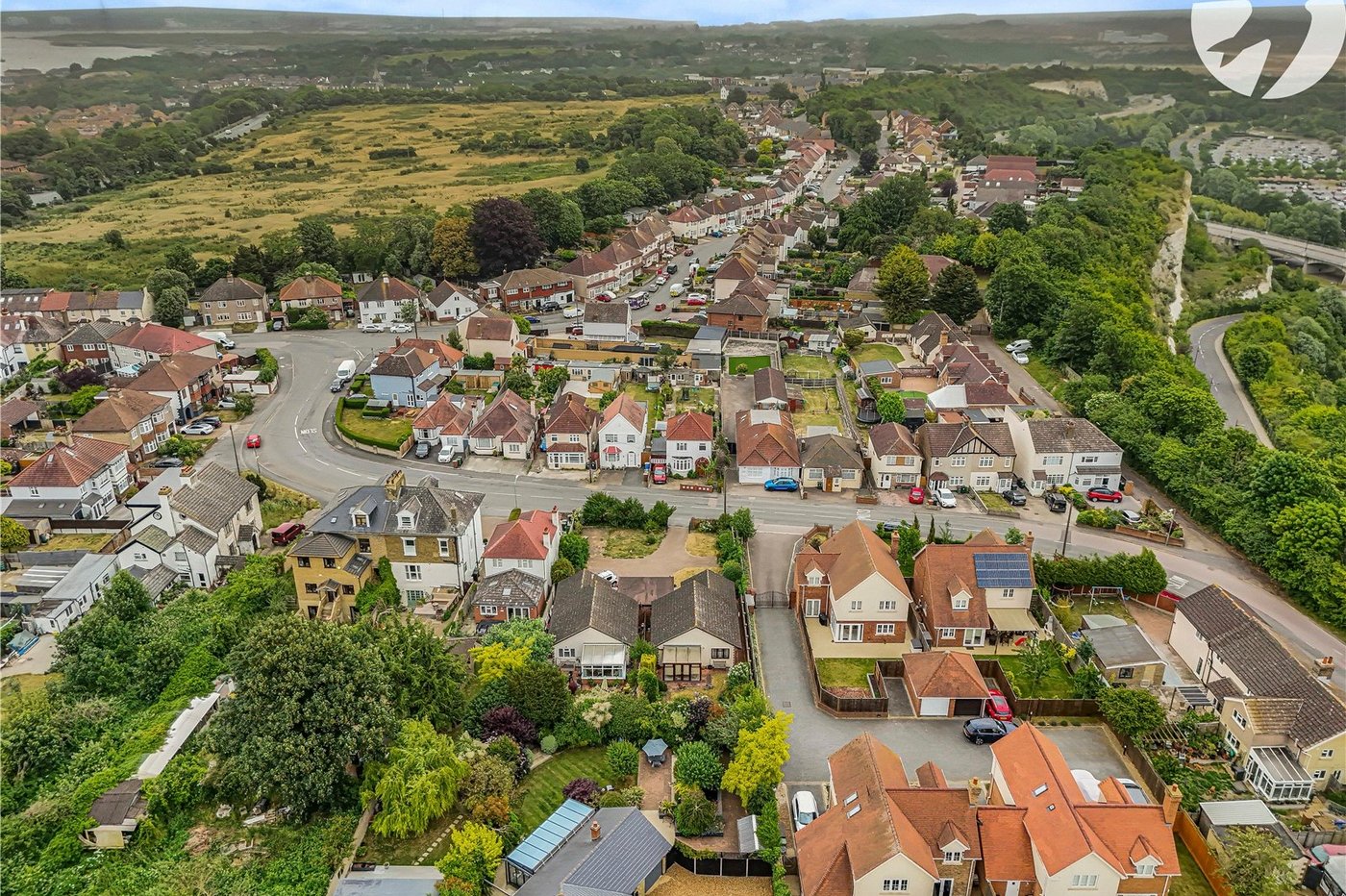 3 bedroom bungalow for sale in Greenhithe | Robinson Jackson