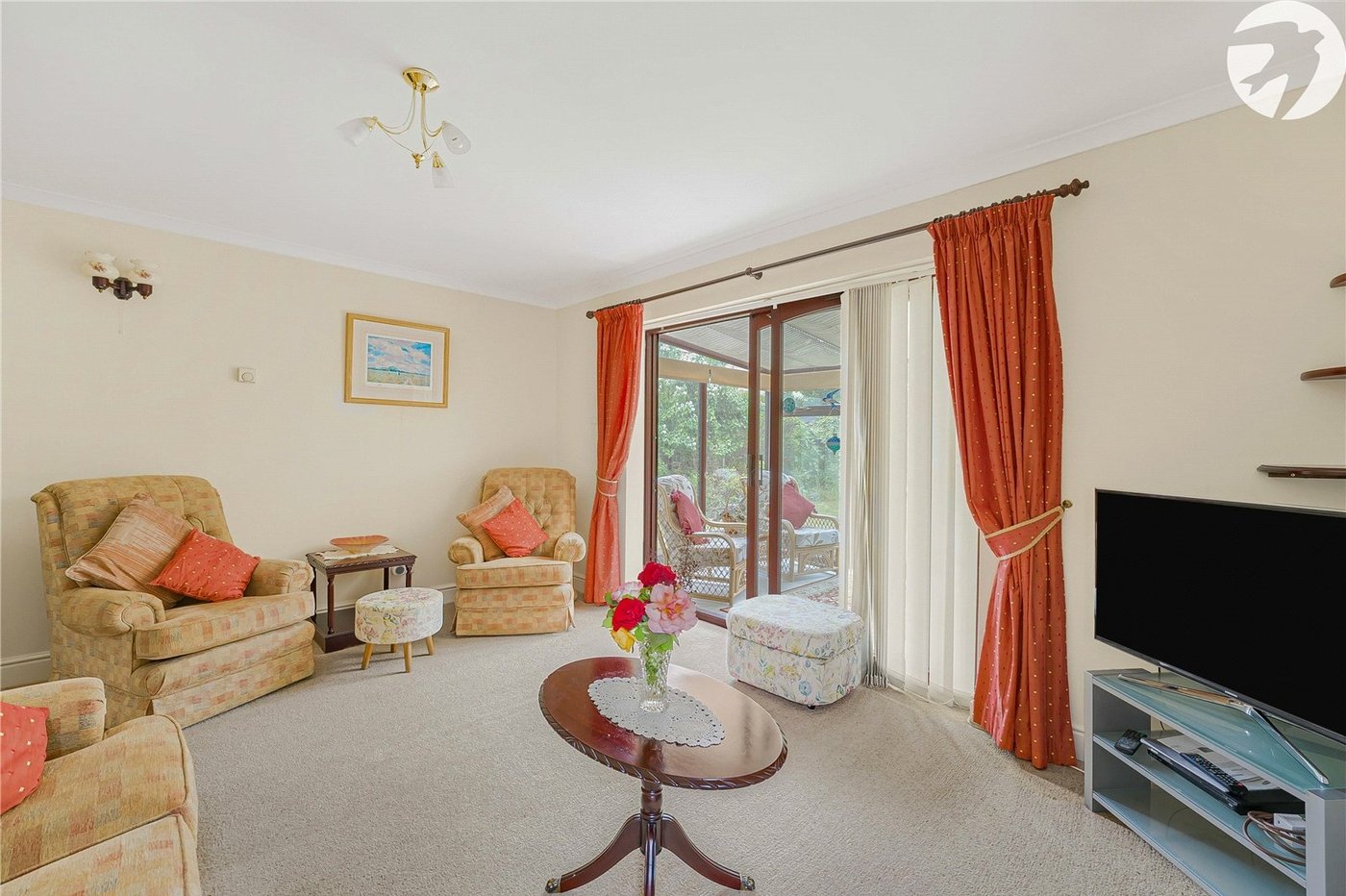 3 bedroom bungalow for sale in Greenhithe | Robinson Jackson