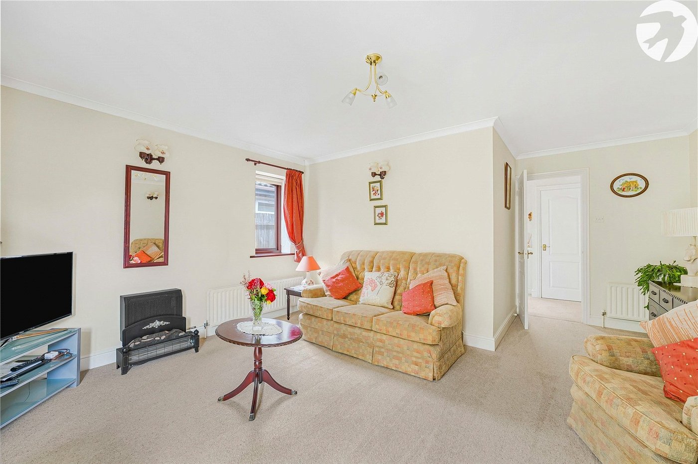 3 bedroom bungalow for sale in Greenhithe | Robinson Jackson