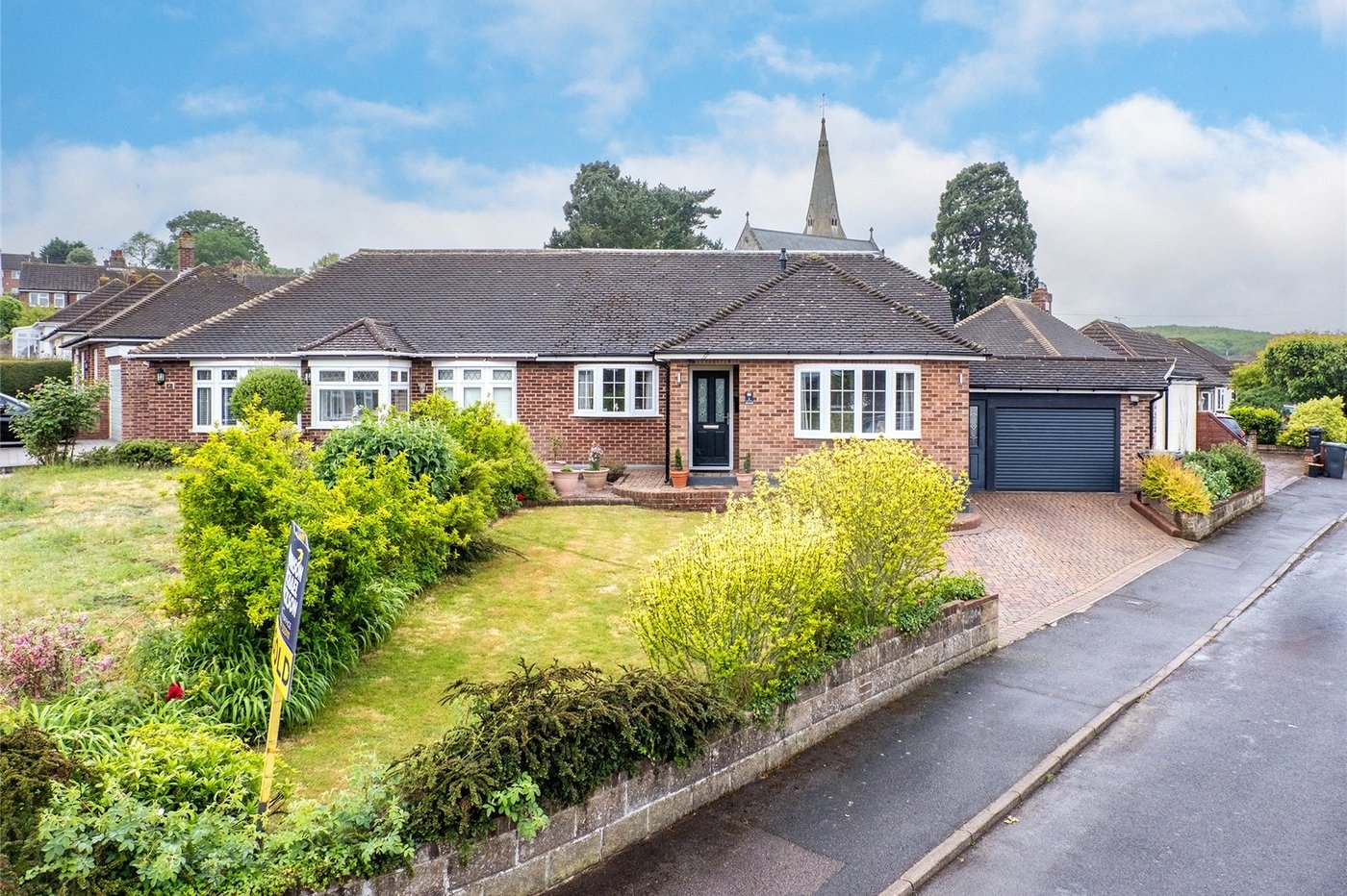 2 bedroom house for sale in Higham | Robinson Michael & Jackson