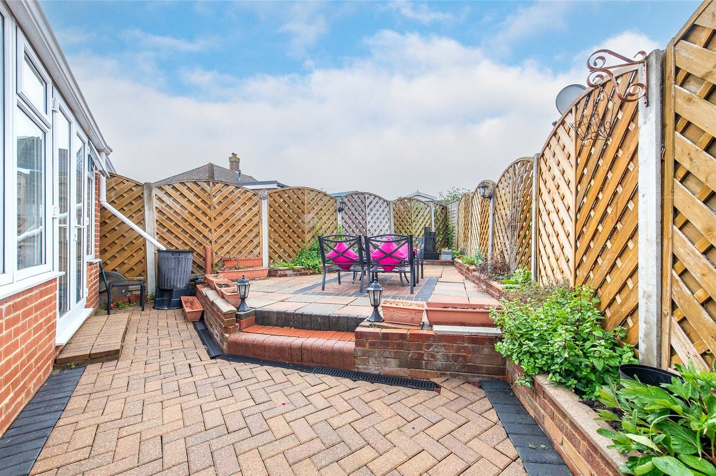 2 bedroom house for sale in Higham | Robinson Michael & Jackson