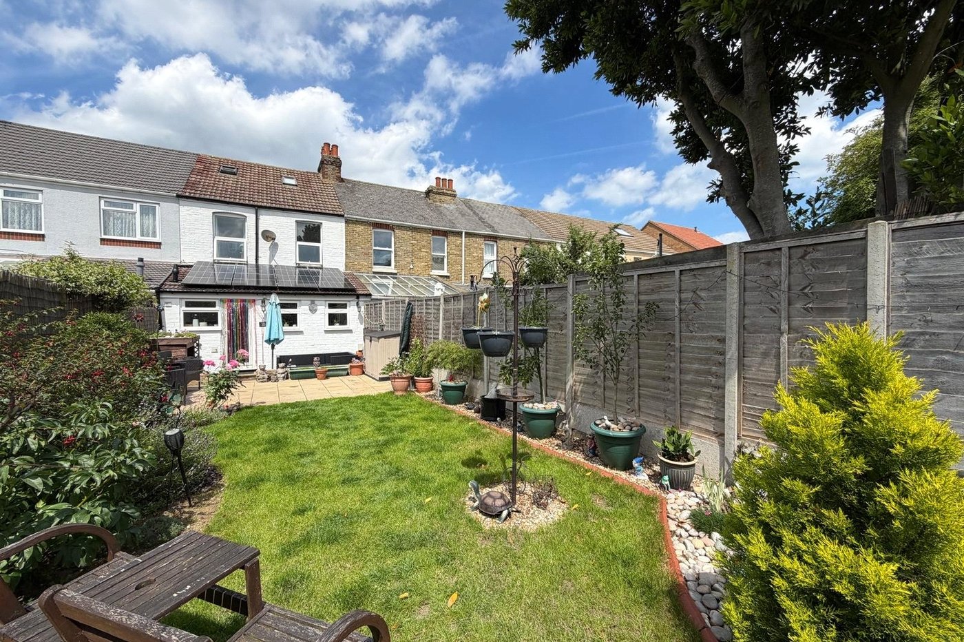4 bedroom house for sale in Gillingham | Robinson Michael & Jackson