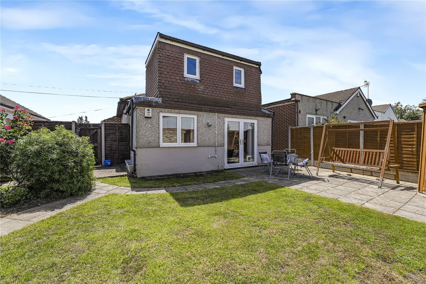 4 bedroom bungalow for sale in Welling | Robinson Jackson