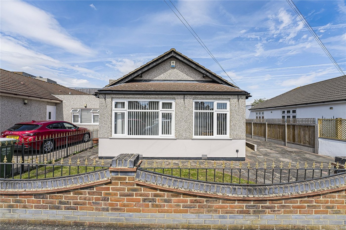 4 bedroom bungalow for sale in Welling | Robinson Jackson