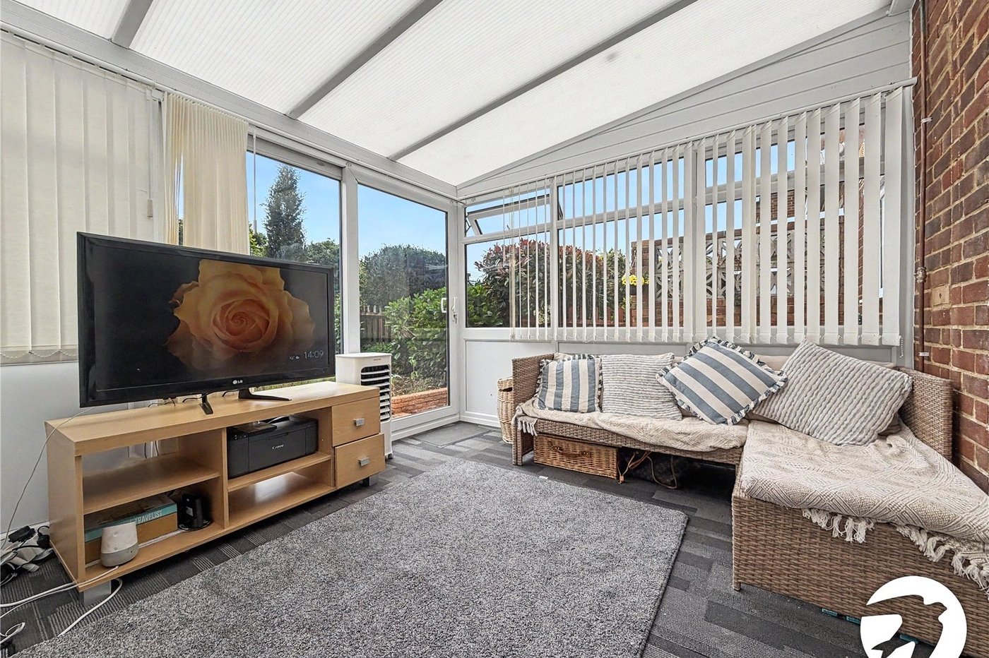 3 bedroom house for sale in Rochester | Robinson Michael & Jackson