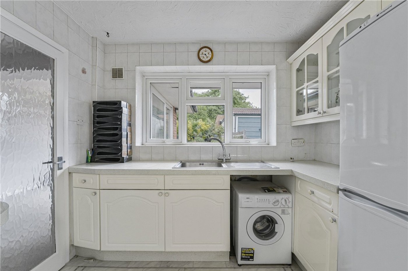 2 bedroom bungalow for sale in Orpington | Robinson Jackson