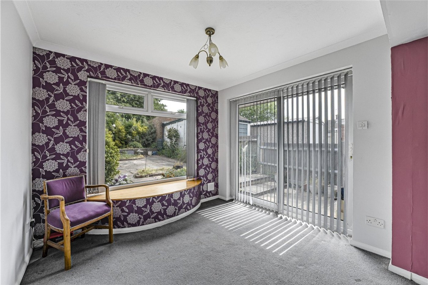 2 bedroom bungalow for sale in Orpington | Robinson Jackson