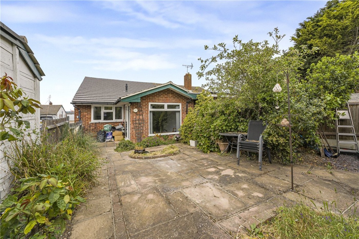 2 bedroom bungalow for sale in Orpington | Robinson Jackson