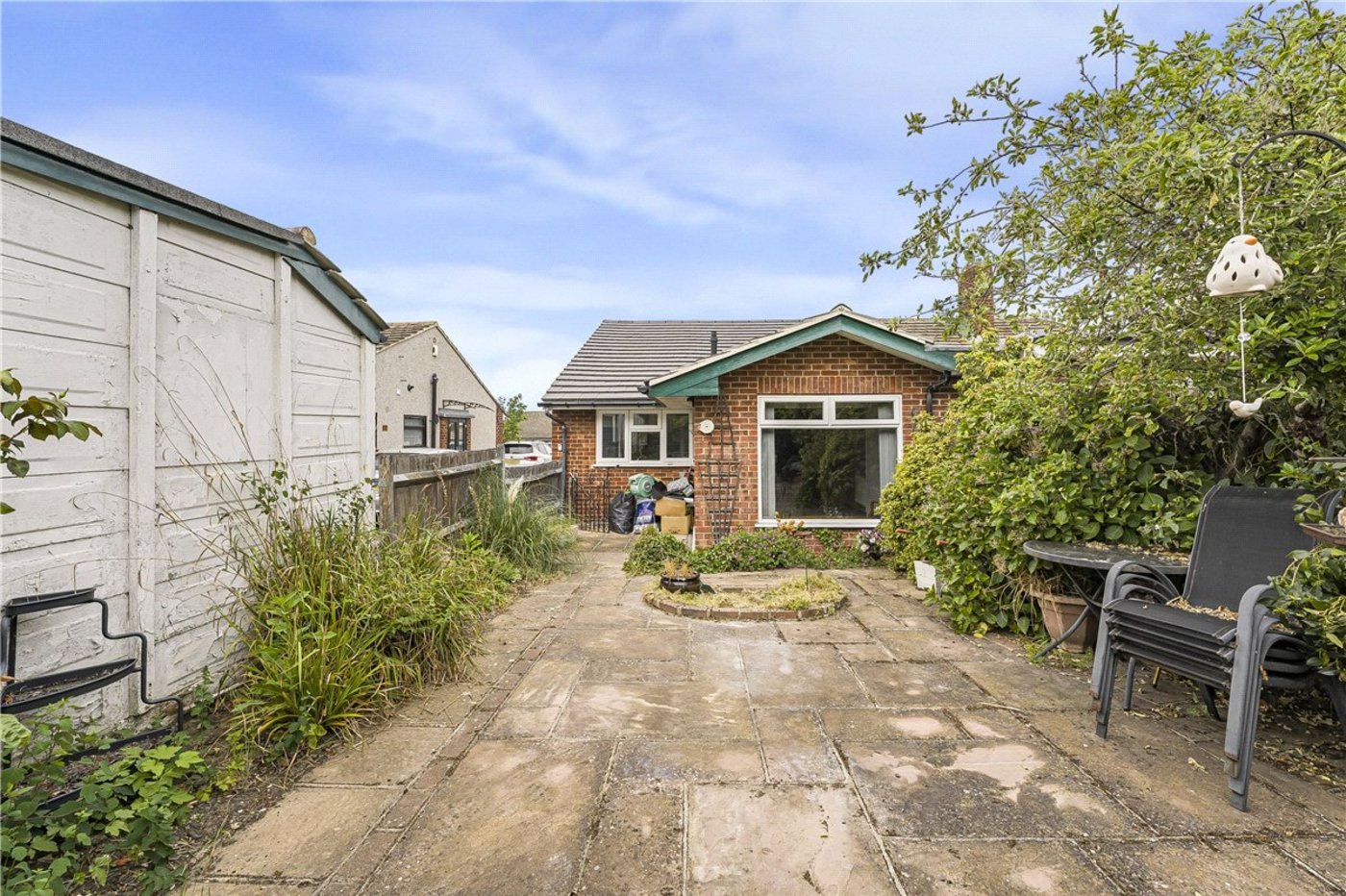 2 bedroom bungalow for sale in Orpington | Robinson Jackson