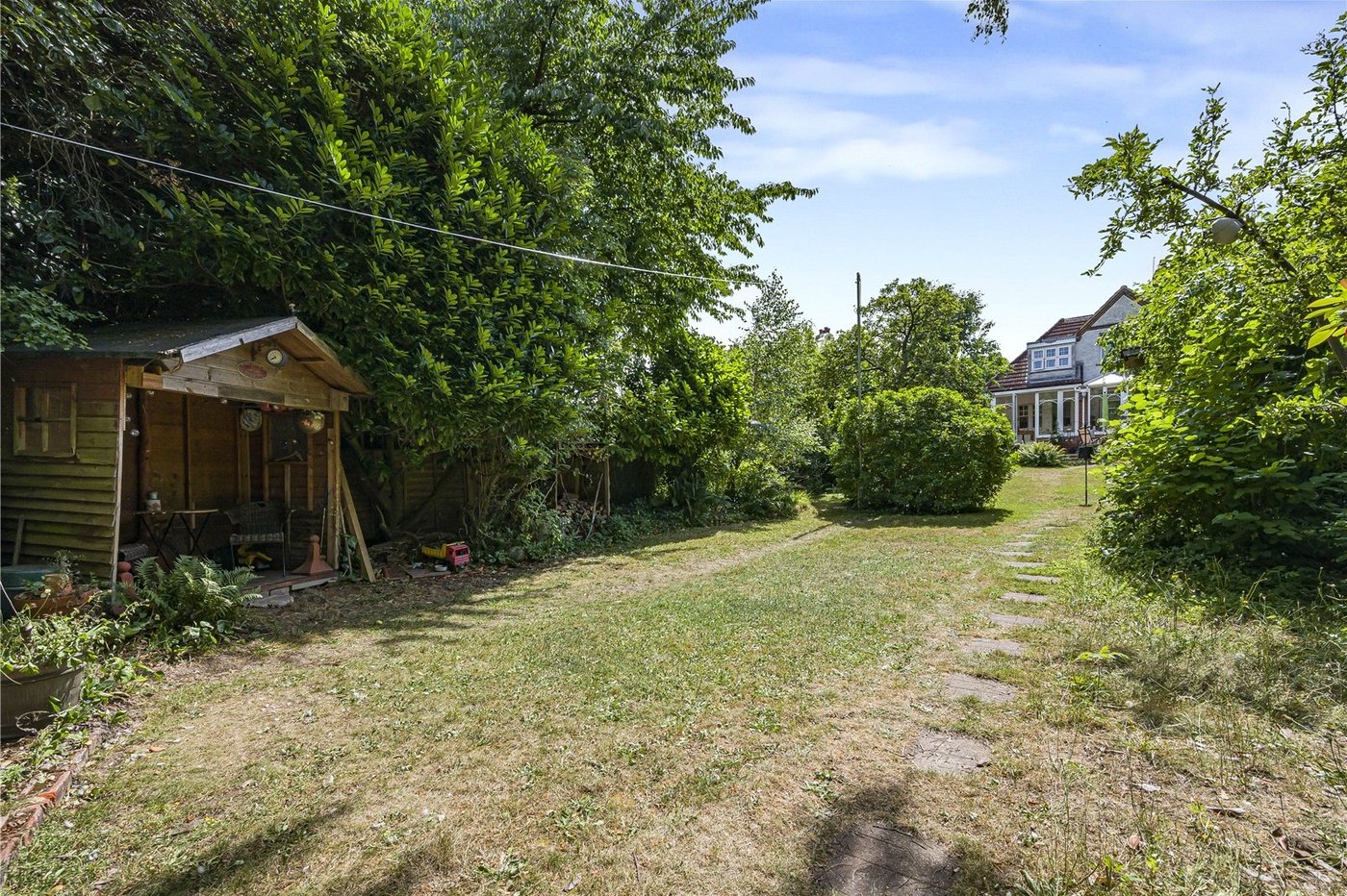 3 bedroom house for sale in London Road | Robinson Jackson