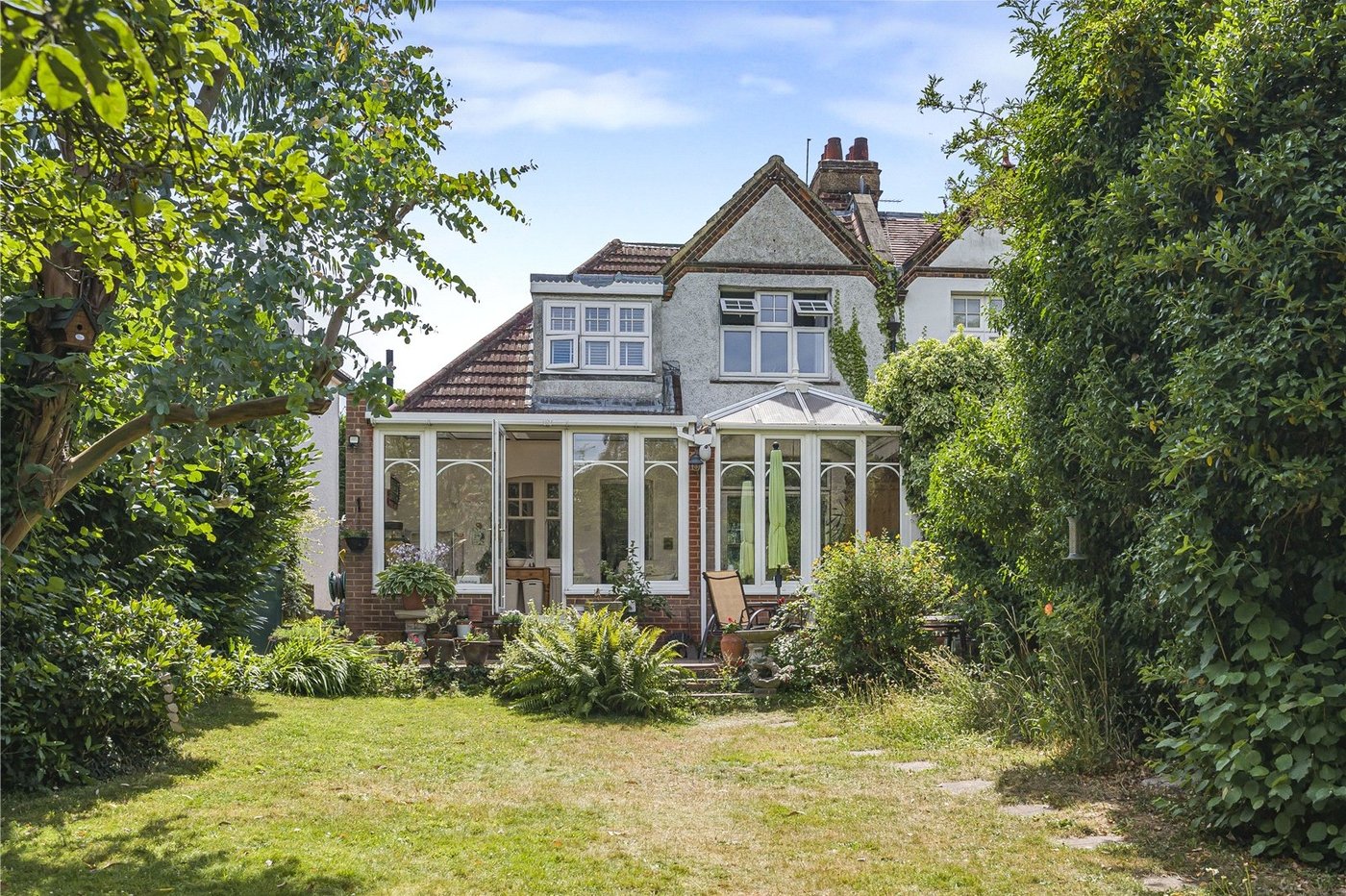 3 bedroom house for sale in London Road | Robinson Jackson