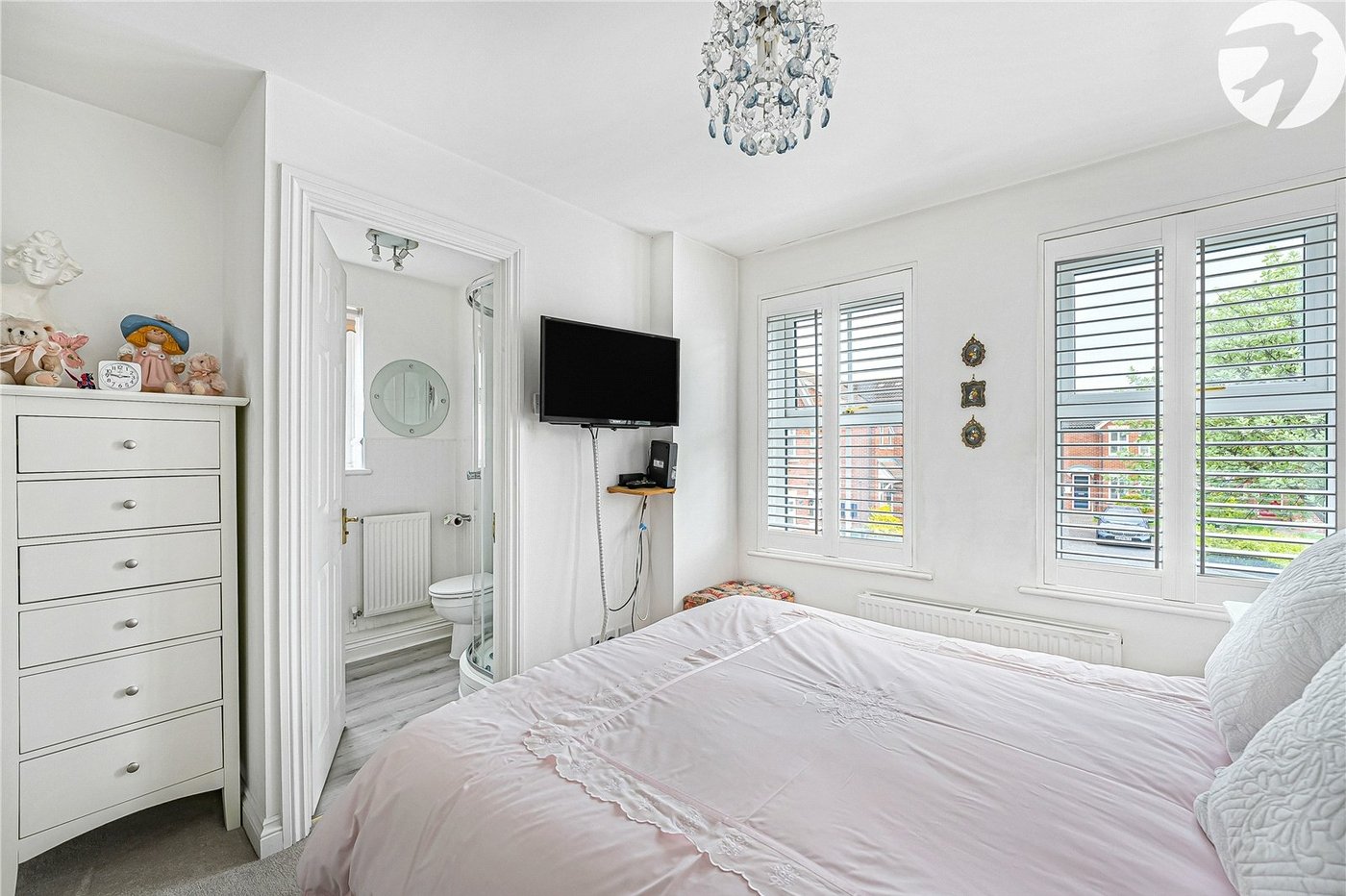 2 bedroom house for sale in Dartford | Robinson Jackson
