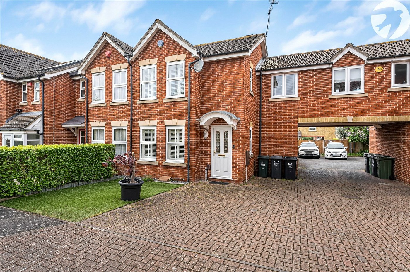 2 bedroom house for sale in Dartford | Robinson Jackson