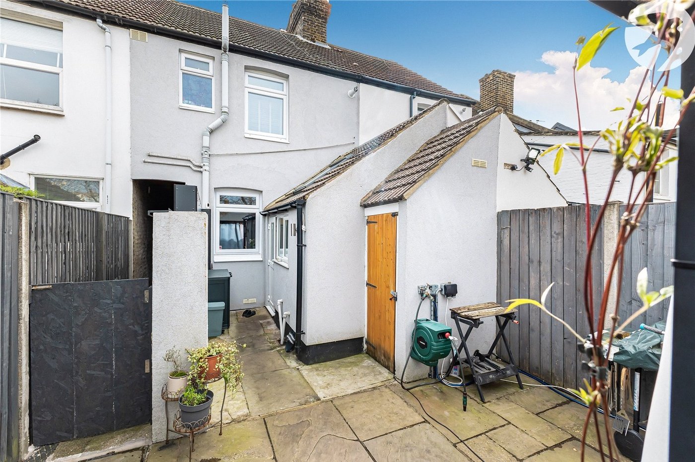 2 bedroom house for sale in Dartford | Robinson Jackson