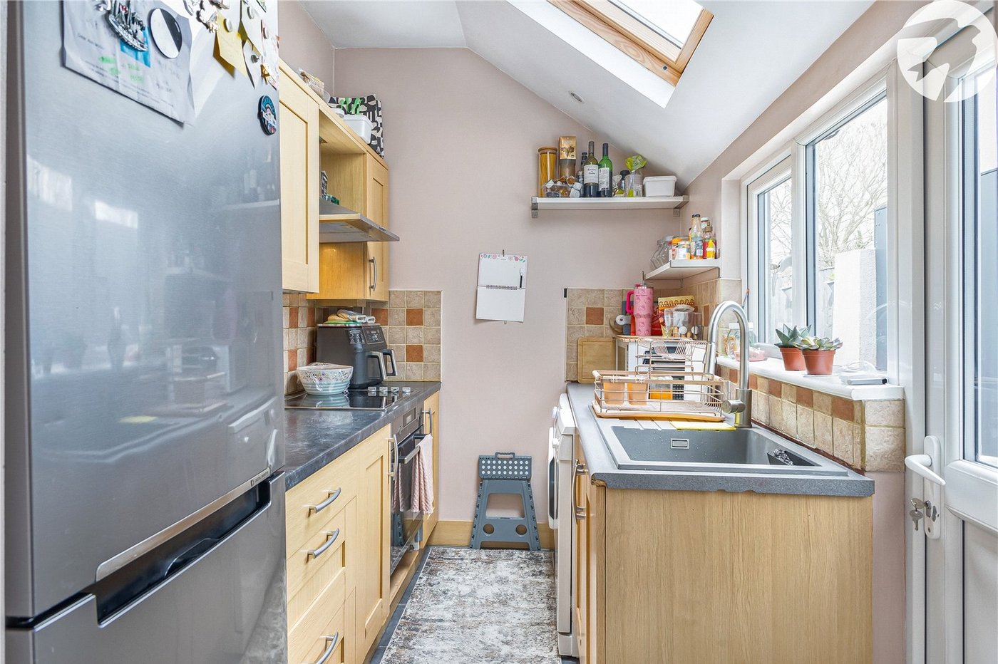 2 bedroom house for sale in Dartford | Robinson Jackson