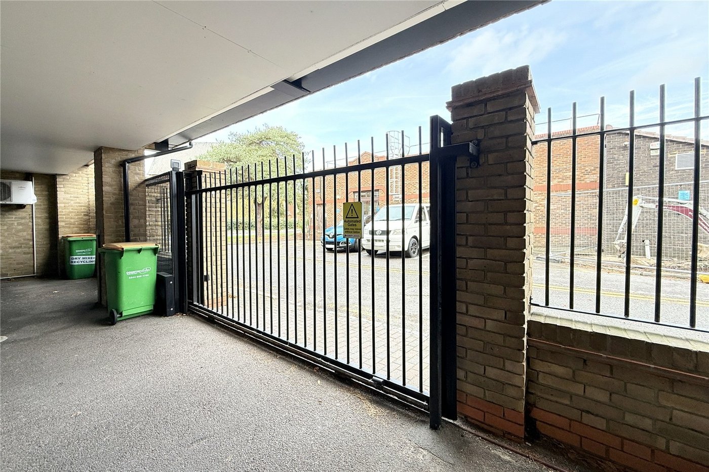 2 bedroom property for sale in Swanley | Robinson Jackson