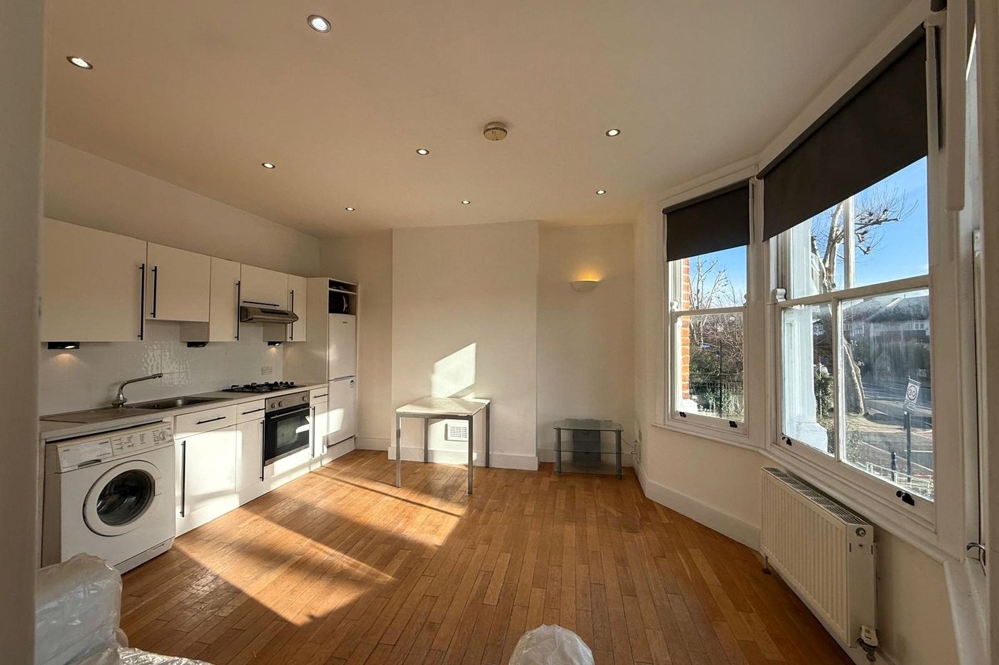 1 bedroom property for sale in London | Robinson Jackson