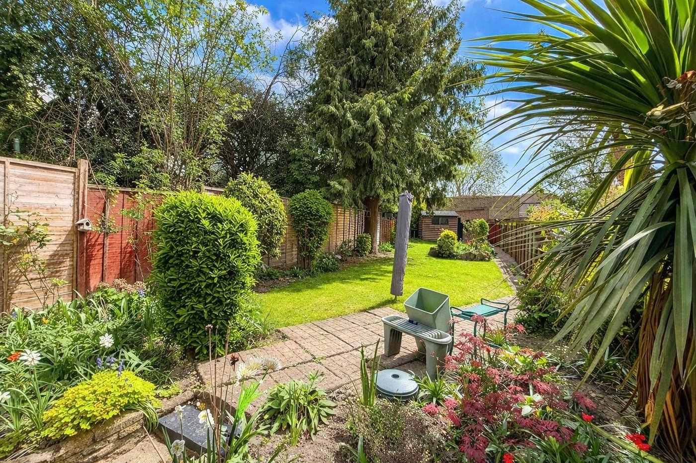 3 bedroom house for sale in London | Robinson Jackson