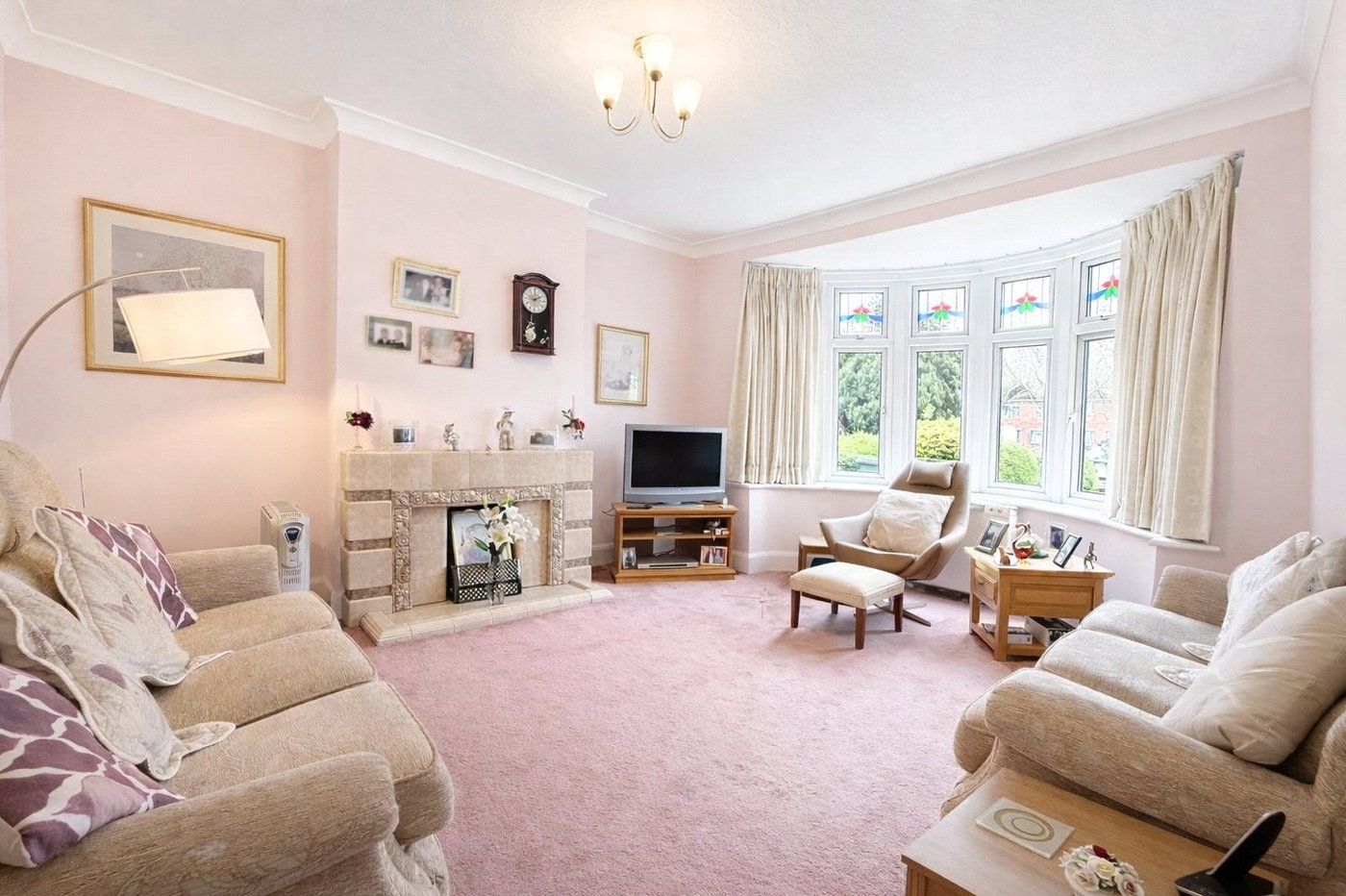 3 bedroom house for sale in London | Robinson Jackson