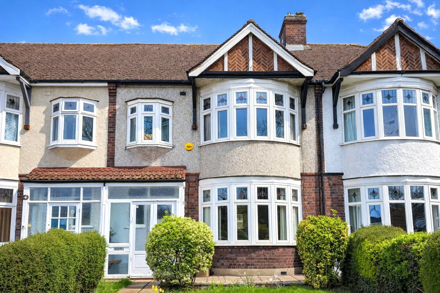 3 bedroom house for sale in London | Robinson Jackson