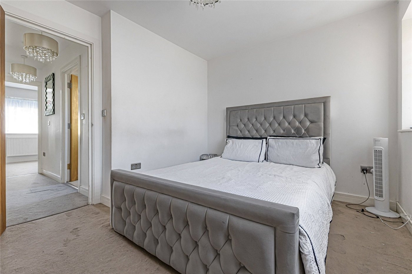 3 bedroom property for sale in Rochester | Robinson Michael & Jackson