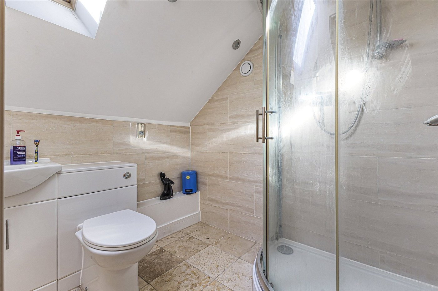 3 bedroom property for sale in Rochester | Robinson Michael & Jackson
