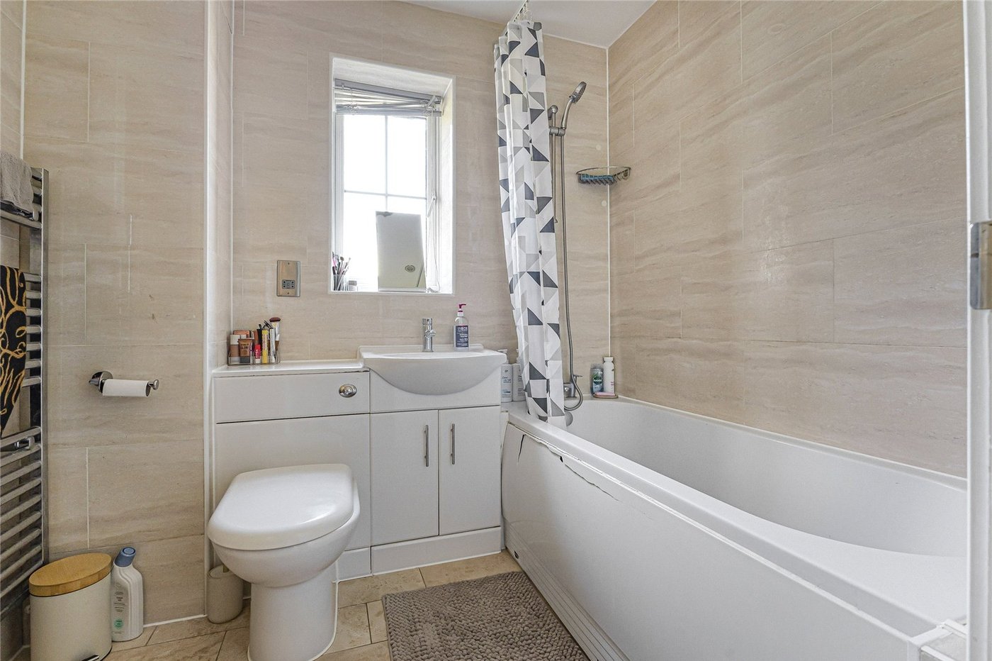 3 bedroom property for sale in Rochester | Robinson Michael & Jackson