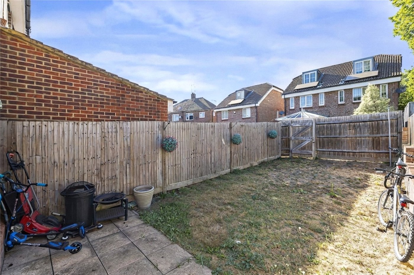3 bedroom property for sale in Rochester | Robinson Michael & Jackson