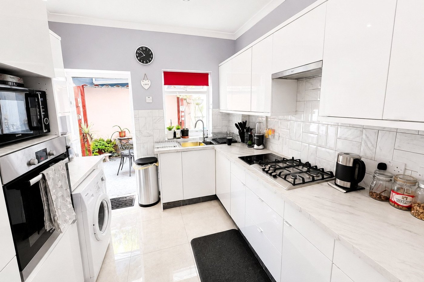 2 bedroom house for sale in Brockley | Robinson Jackson