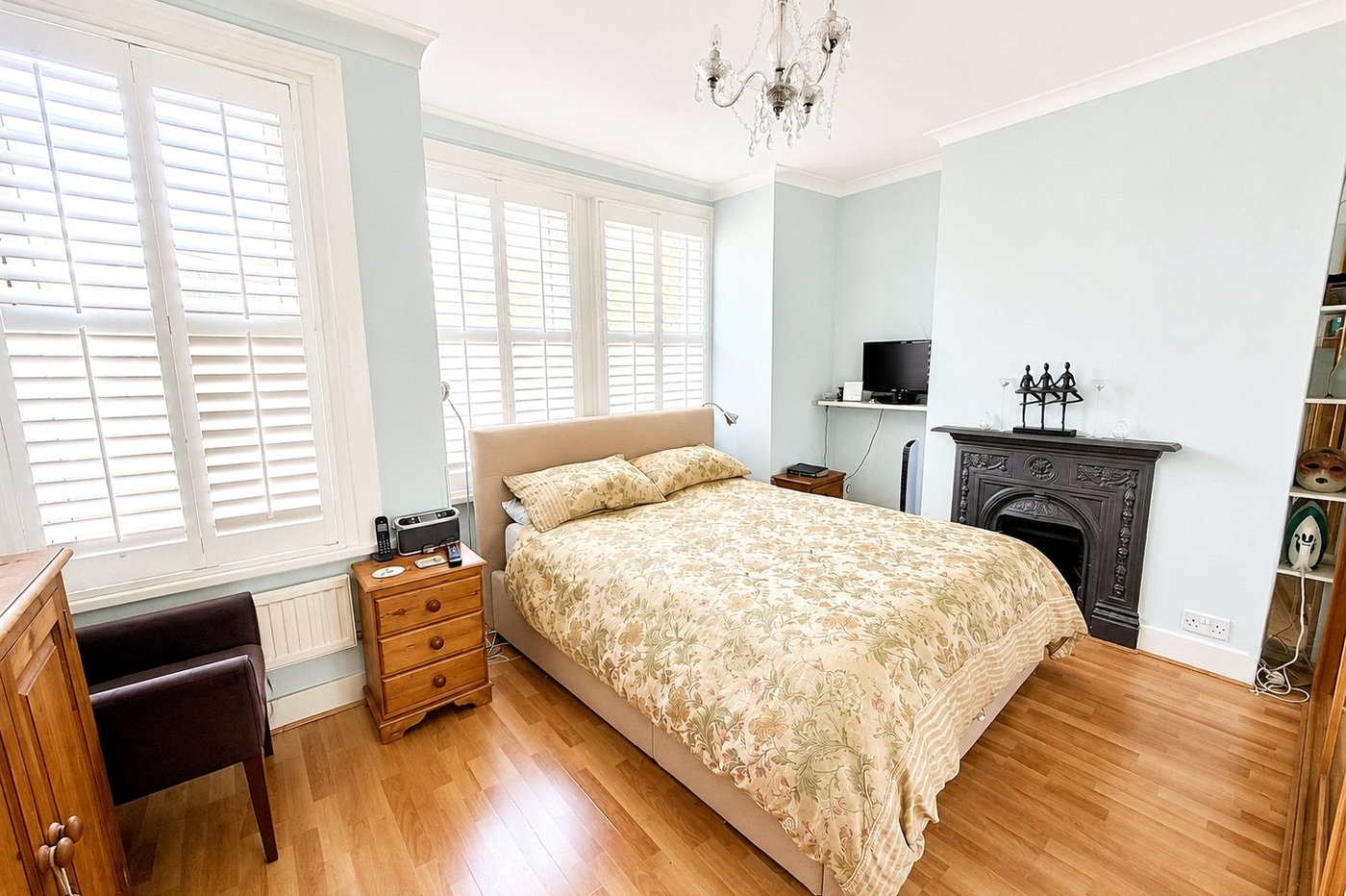 2 bedroom house for sale in Brockley | Robinson Jackson