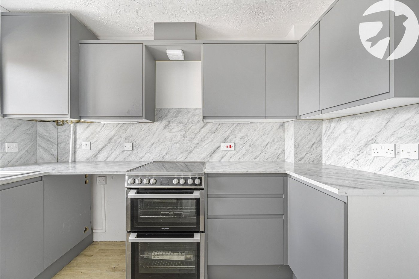 2 bedroom house for sale in Swanscombe | Robinson Jackson