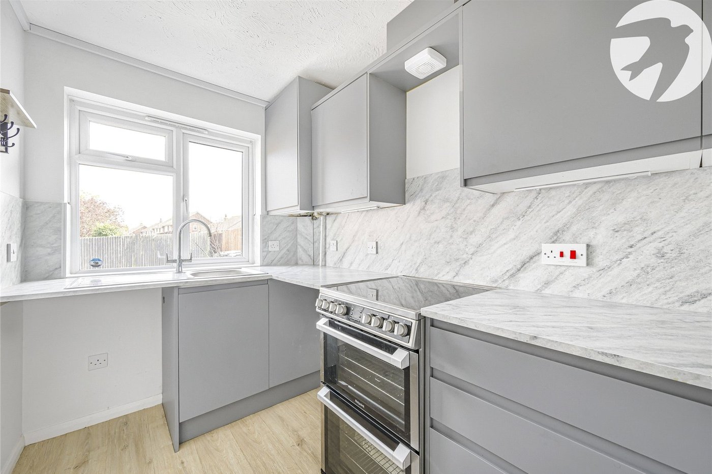 2 bedroom house for sale in Swanscombe | Robinson Jackson