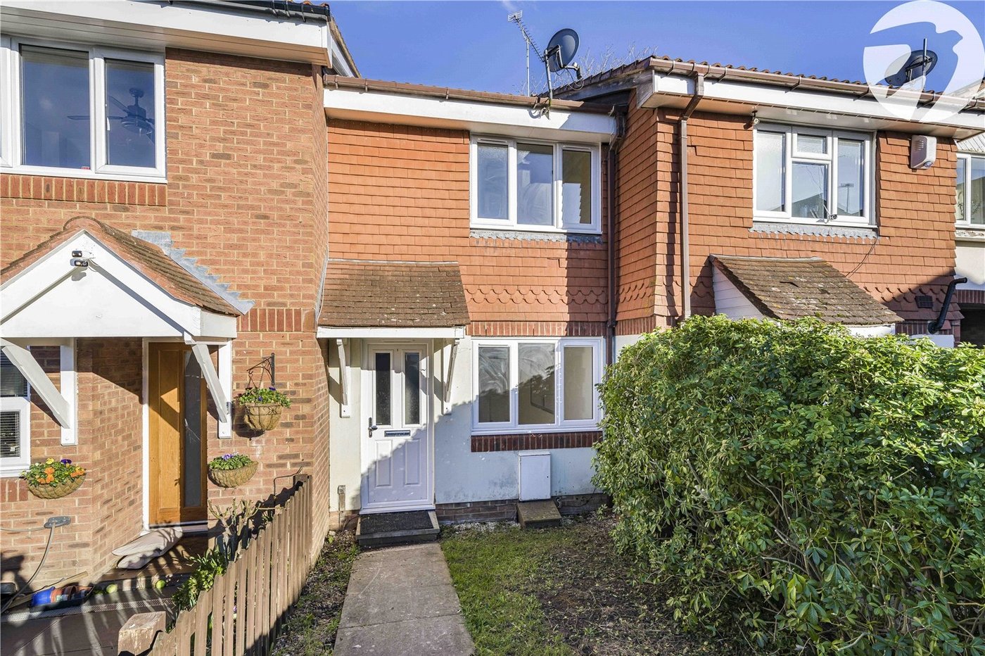 2 bedroom house for sale in Swanscombe | Robinson Jackson